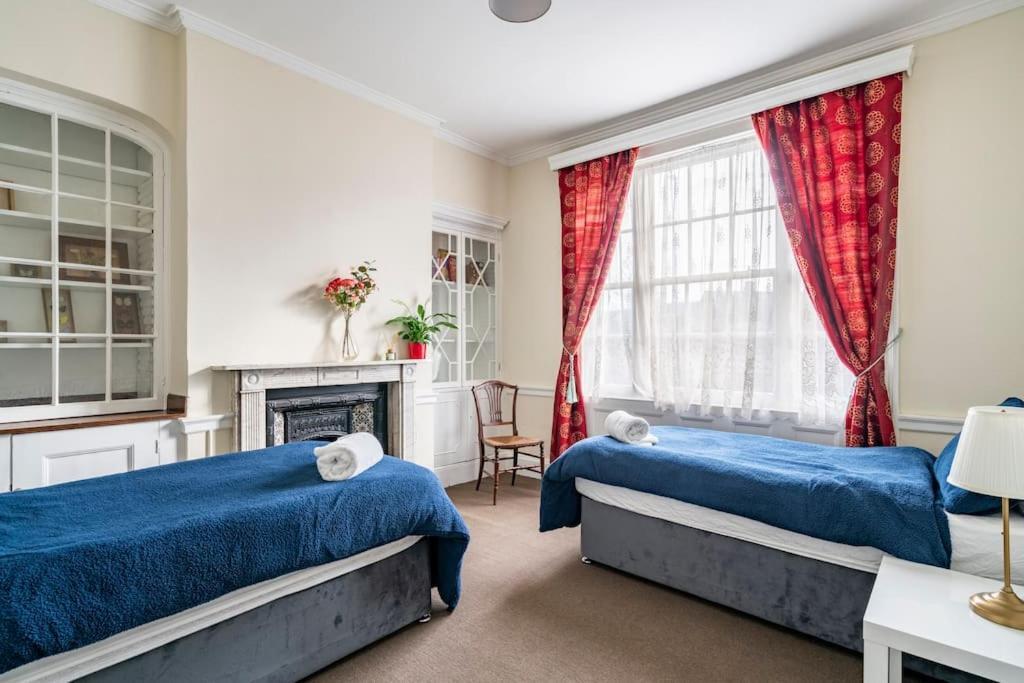 Villa Perfect For Large Family & Friends, Free Parking, Games Reading Exterior foto